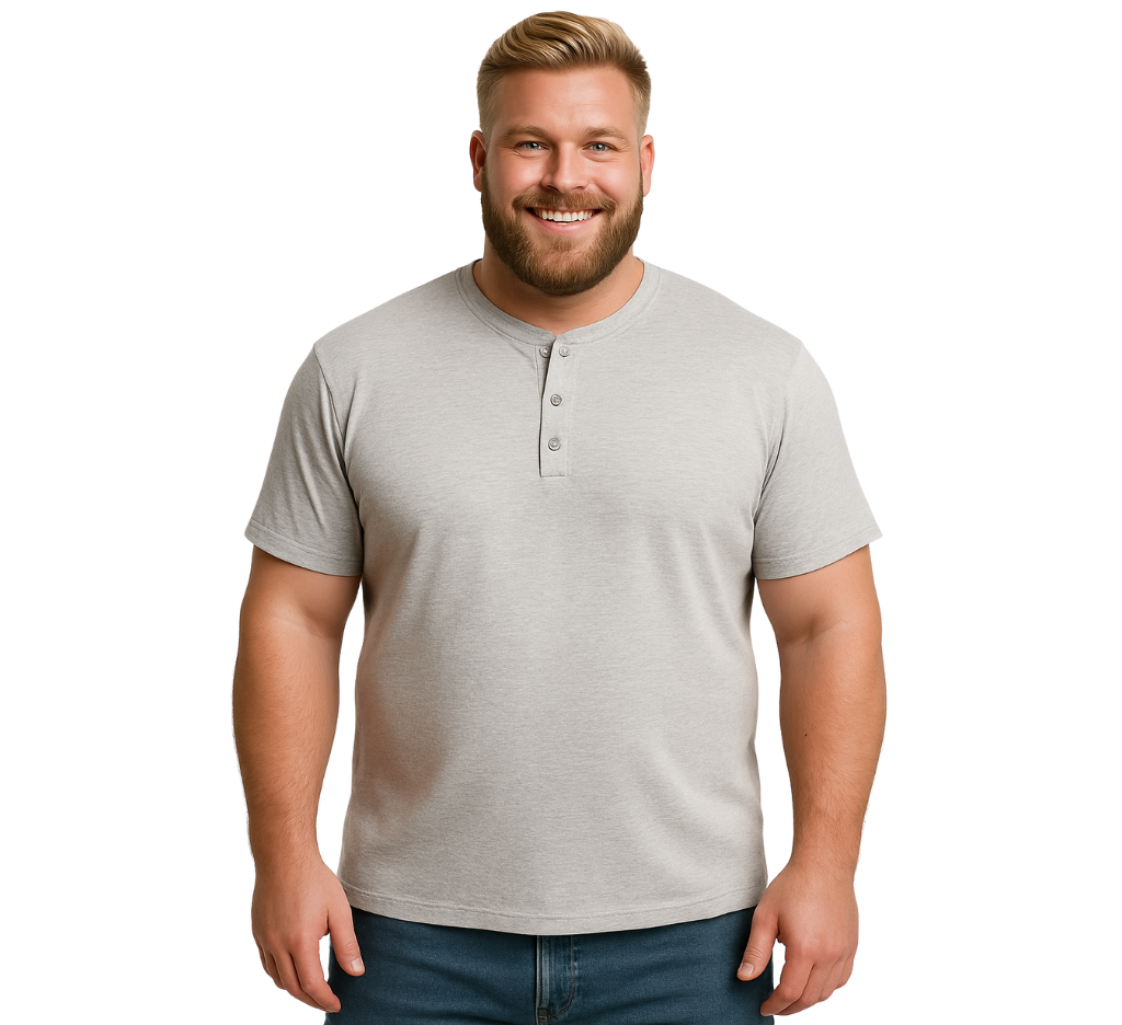 Hombre usando polera gris claro con botones talla grande MASX Chile