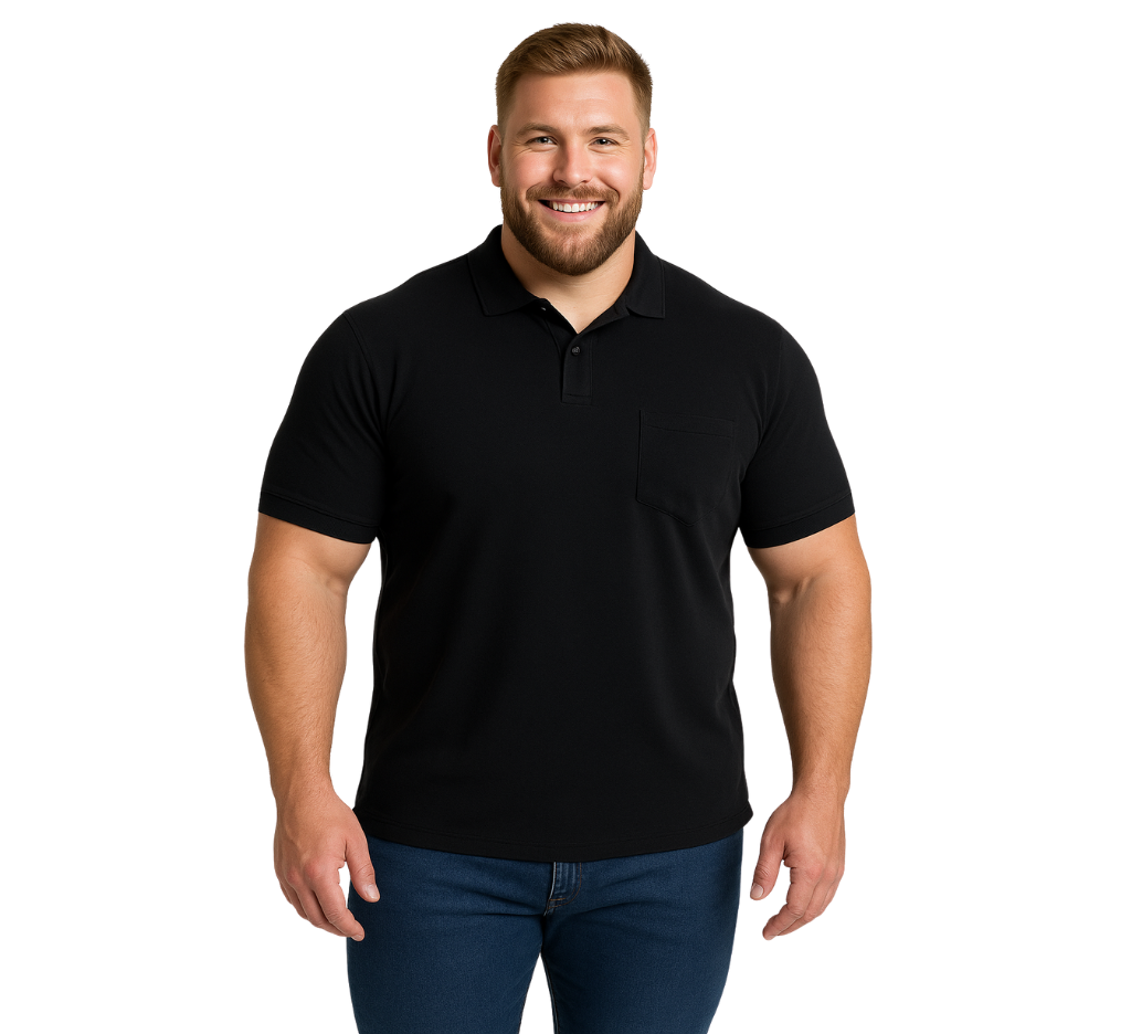 Hombre usando polera polo negra talla grande MASX – ropa cómoda y moderna para hombre de contextura grande.