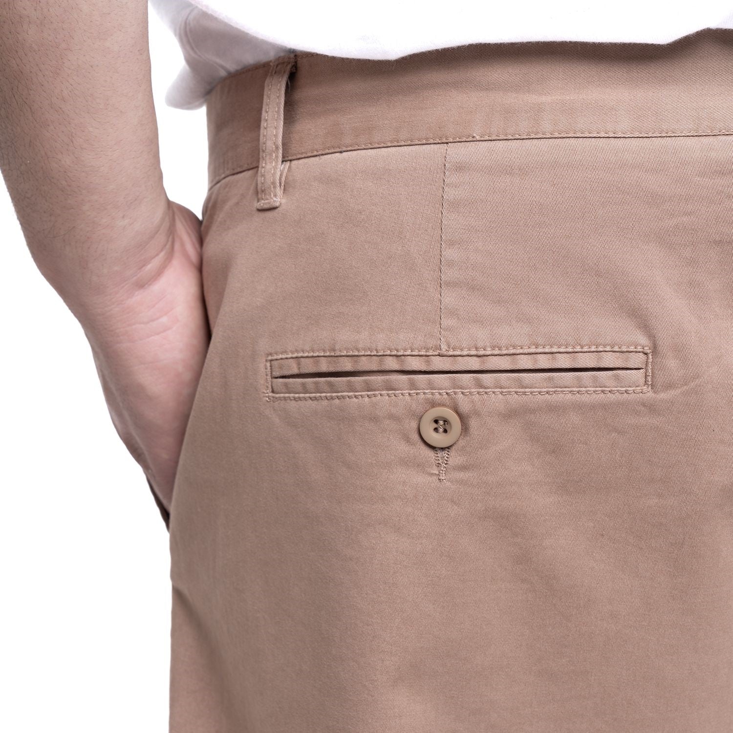 Bermuda gabardina frente plano 090 tostado regular fit