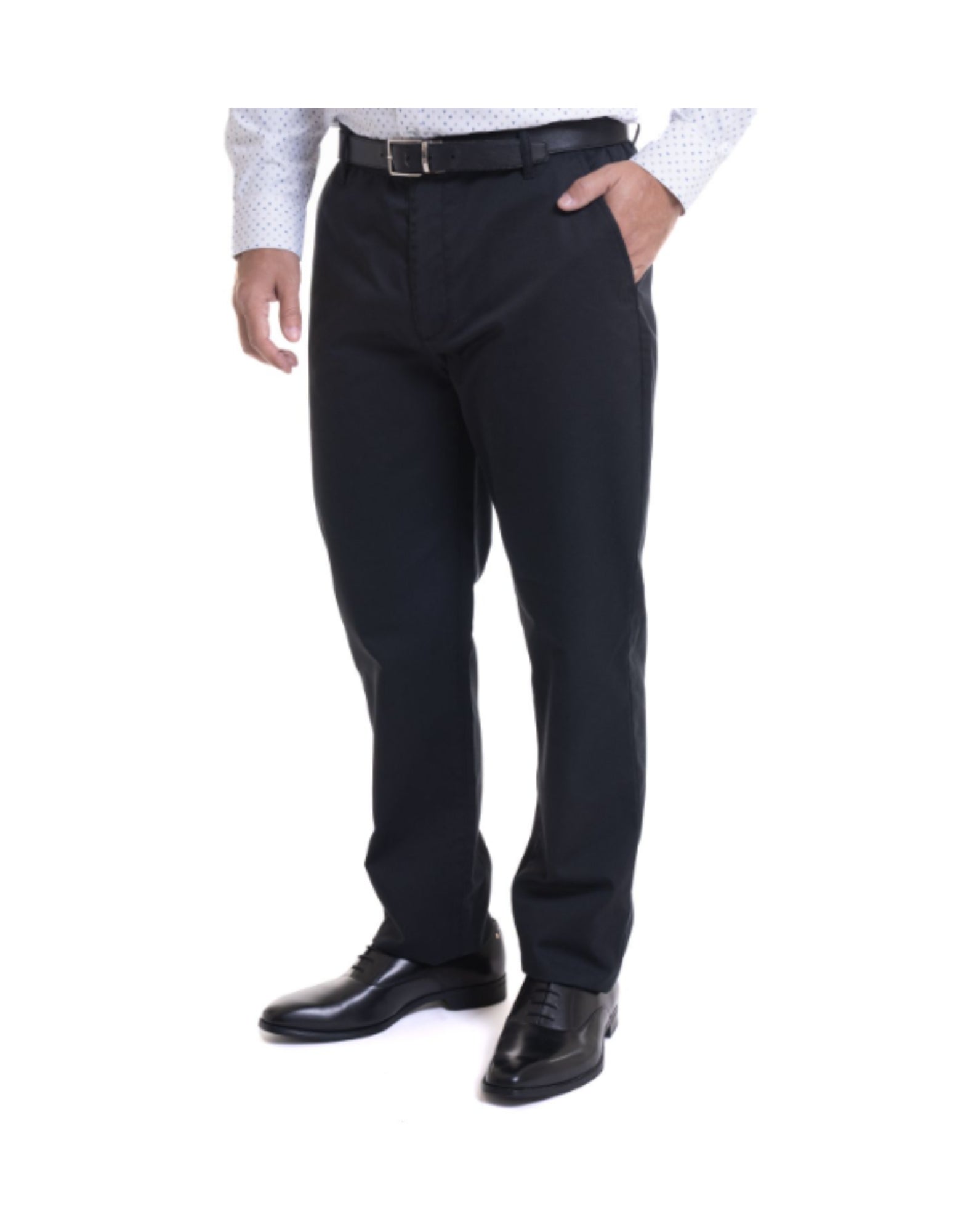 Pantalón frente plano regular fit 009 negro | MASX Chile
