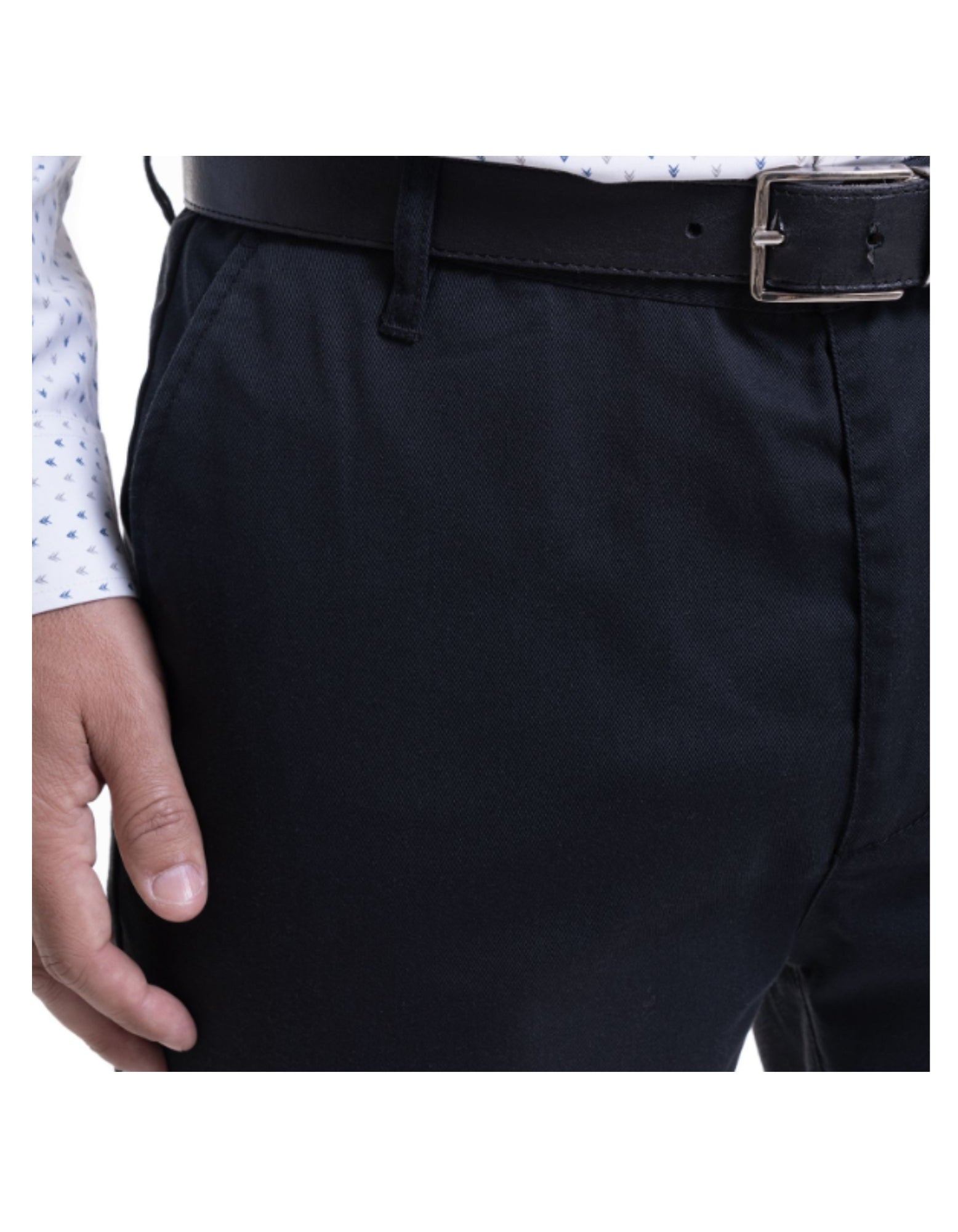 Pantalón frente plano regular fit 009 negro | MASX Chile