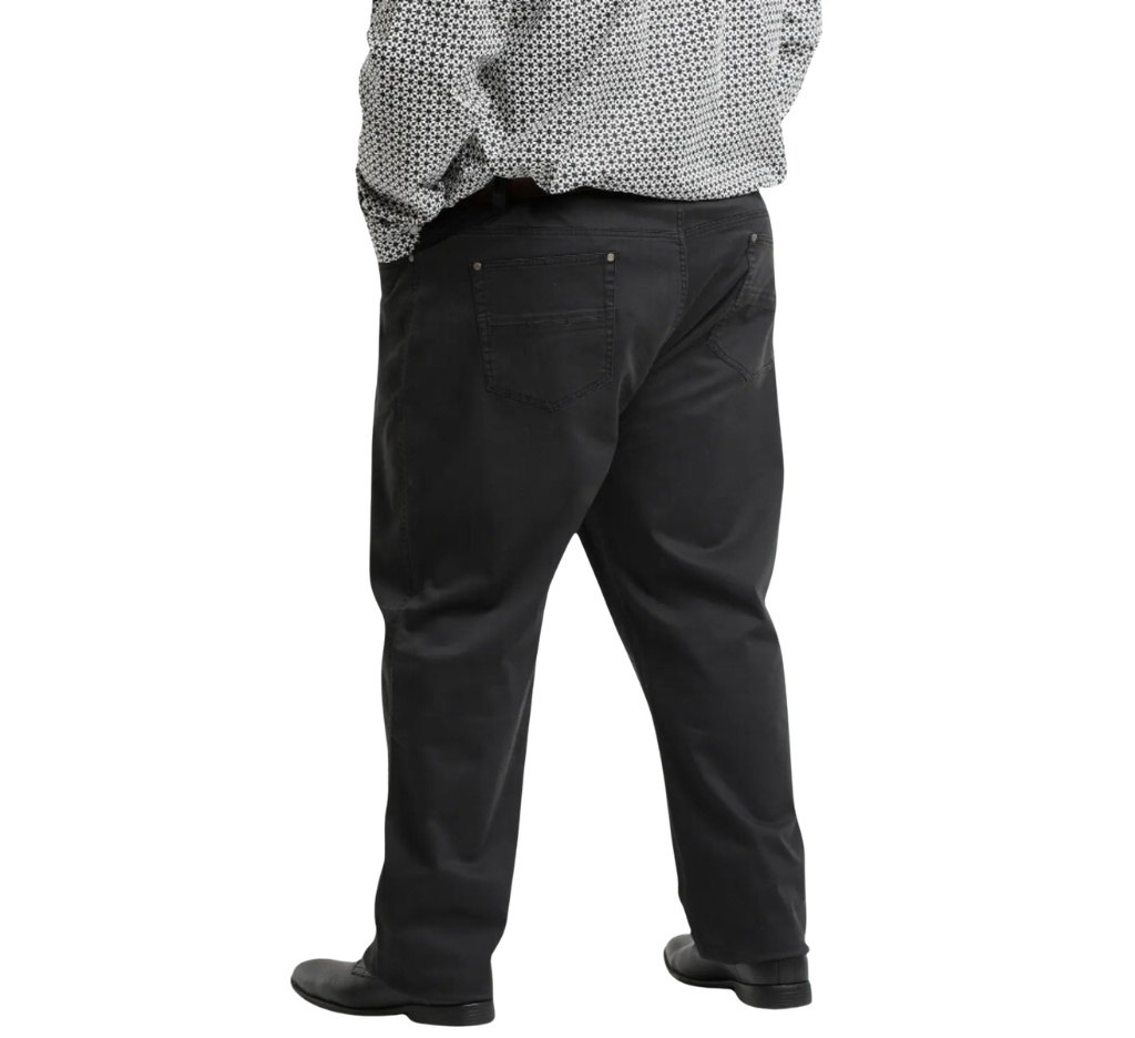Pantalón negro 5 bolsillos regular fit Tallas Grandes | MASX Chile