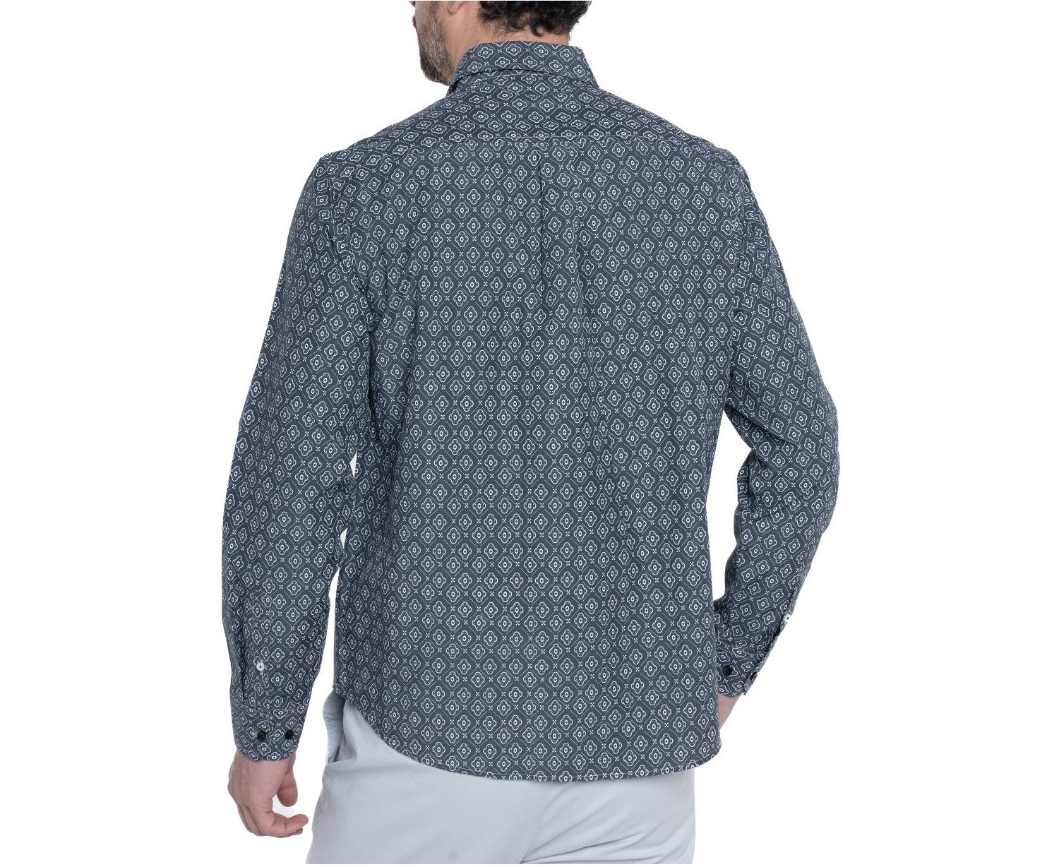 Camisa manga larga fantasía estampada regular fit diseño negro Tallas grandes | MASX Chile