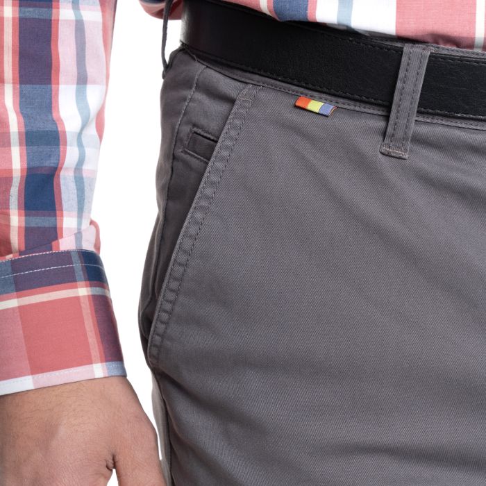 Pantalón frente plano slim fit spandex 004 gris oscuro trv Tallas Grandes | MASX Chile