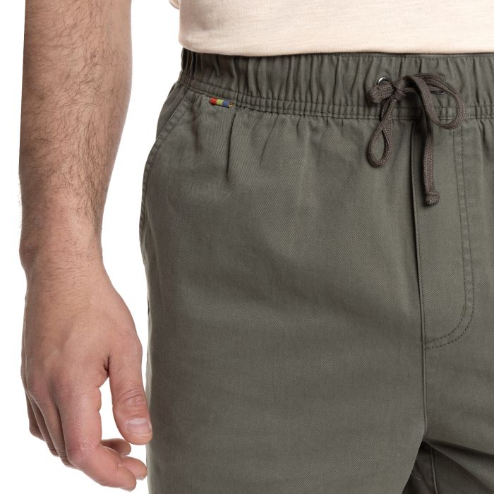 Bermuda jooger trv 012 verde medio Regular fit